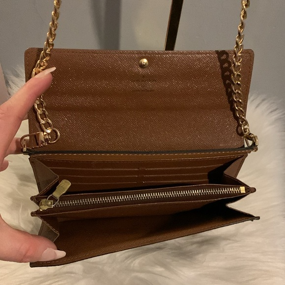 ❌SOLD❌2008 authentic Louis Vuitton Sarah wallet with free conversion kit - Picture 10 of 17